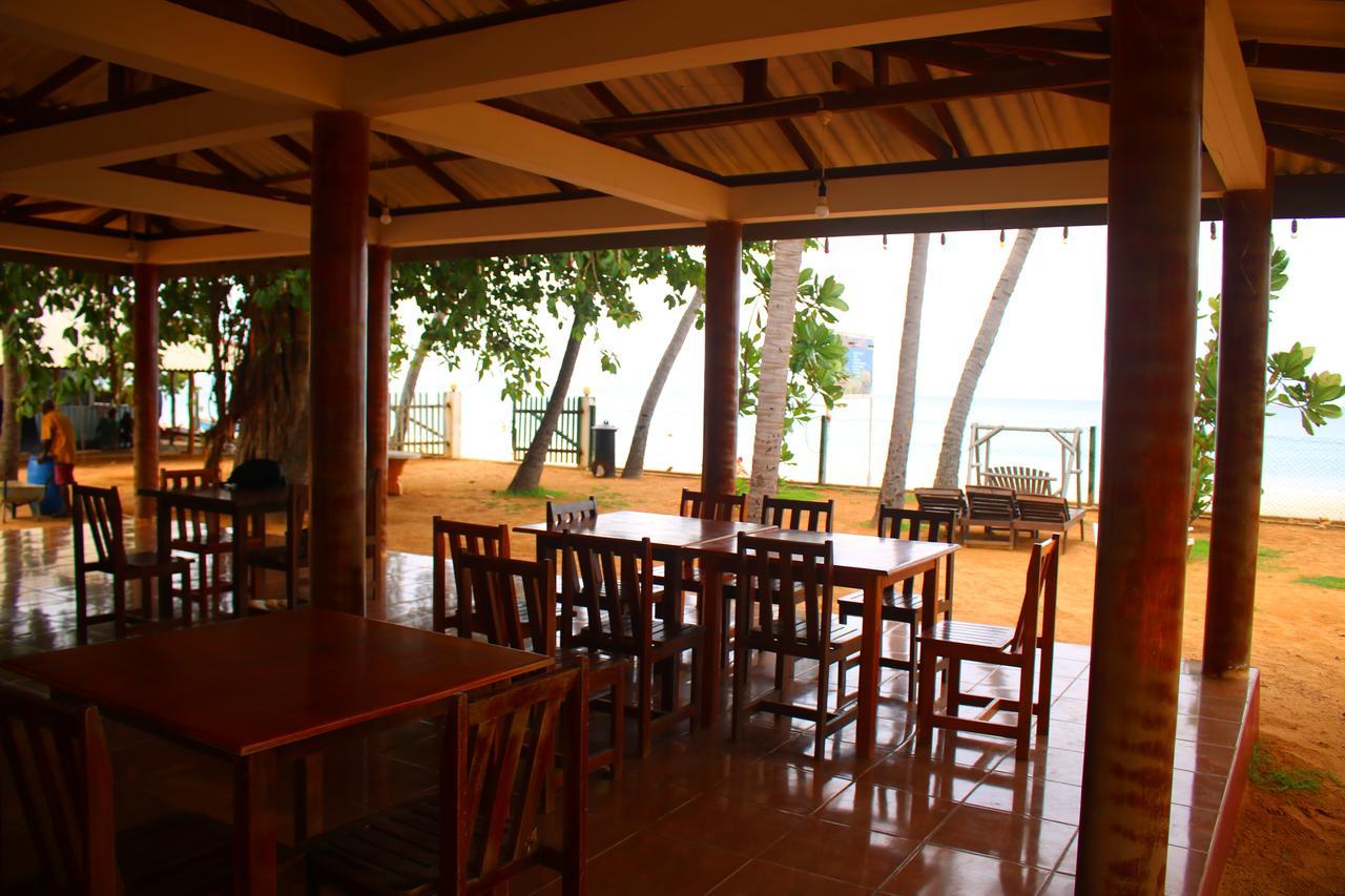 Under Water Safaris&Resort Uppuveli Exterior foto
