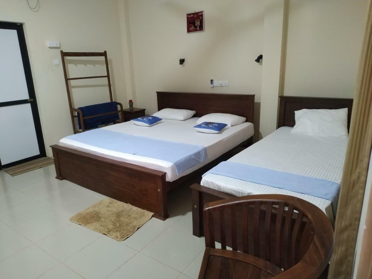 Under Water Safaris&Resort Uppuveli Exterior foto